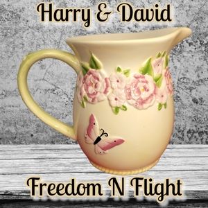 Vtg Harry & David 2 Qt. Water Juice Tea Pitcher High Relief Butterfly & Flowers